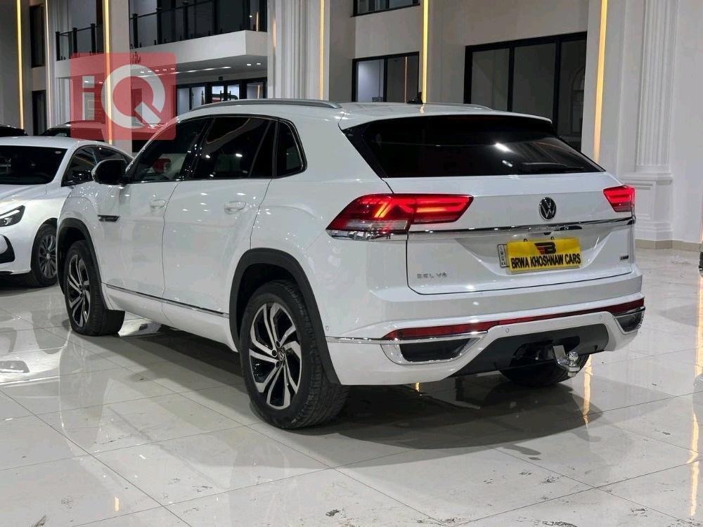 Volkswagen Atlas Cross Sport